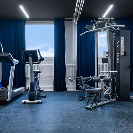 Apartment Terrace-view For Business&leisure, Free Parking, Near Metro, Gym