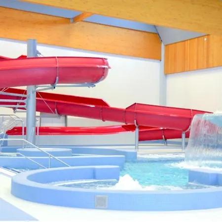 Terrace-view For Business&leisure, Free Parking, Near Metro, Gym Apartment Prag