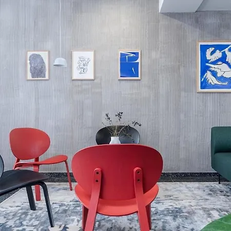 Apartment Live-inn Cozy For 1-4 Guests, 20 Mins To Center, Lift, Gym, Reception, Parking, Roof Terrace, Game & Party Prague