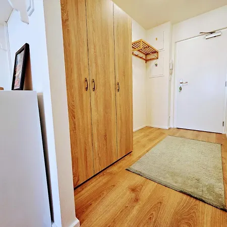 Apartment Terrace-view For Business&leisure, Free Parking, Near Metro, Gym