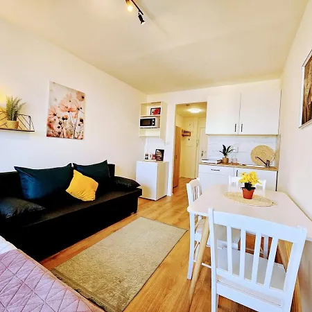 Apartment Terrace-view For Business&leisure, Free Parking, Near Metro, Gym *
