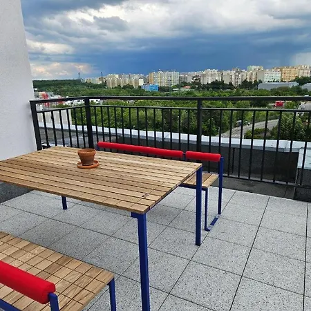 Terrace-view For Business&leisure, Free Parking, Near Metro, Gym Apartment