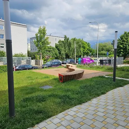 Terrace-view For Business&leisure, Free Parking, Near Metro, Gym