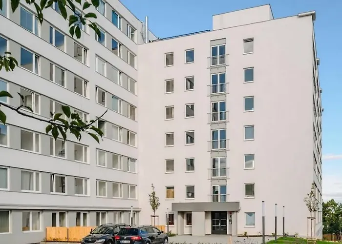 Terrace-view For Business & Leisure, Free Parking, Near Metro, Gym דירה *