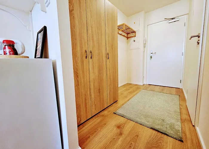 דירה Terrace-view For Business & Leisure, Free Parking, Near Metro, Gym