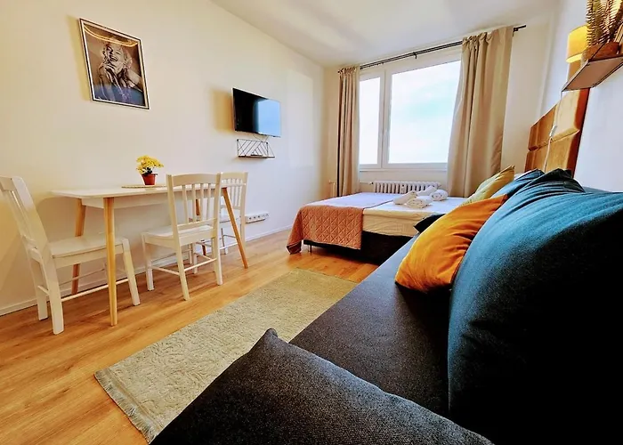 Terrace-view For Business & Leisure, Free Parking, Near Metro, Gym * פראג