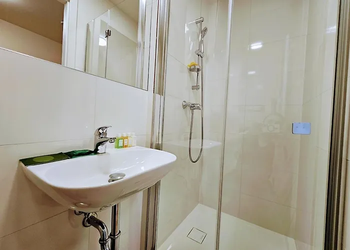 Terrace-view For Business & Leisure, Free Parking, Near Metro, Gym *
